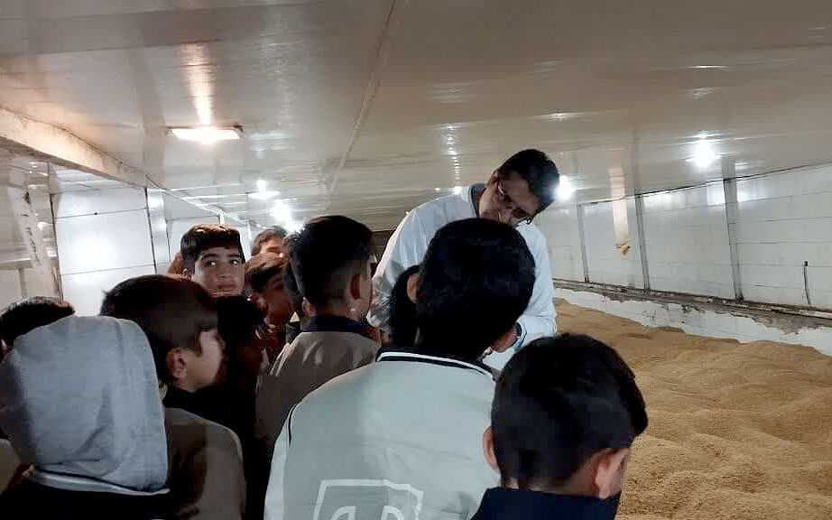 اعضای نوجوان مرکز هفشجان از اولین دهکدهی مالت کشور بازدید کردند