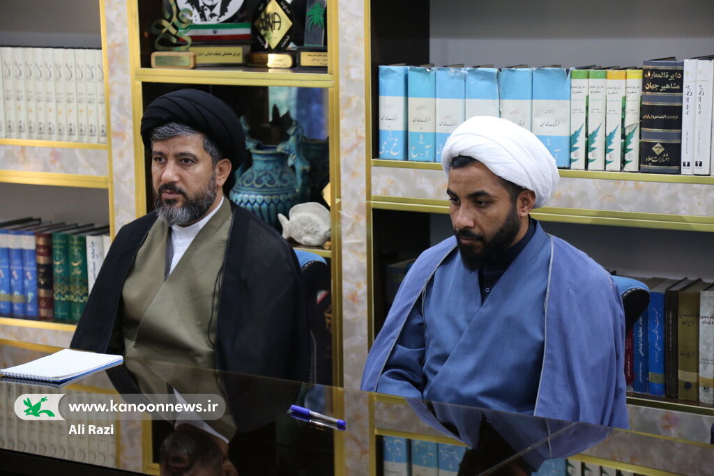 گسترش همکاریهای فرهنگی میان کانون پرورش فکری و پایگاه ششم شکاری بوشهر