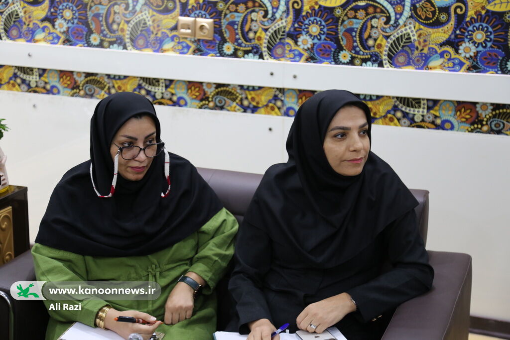 گسترش همکاریهای فرهنگی میان کانون پرورش فکری و پایگاه ششم شکاری بوشهر