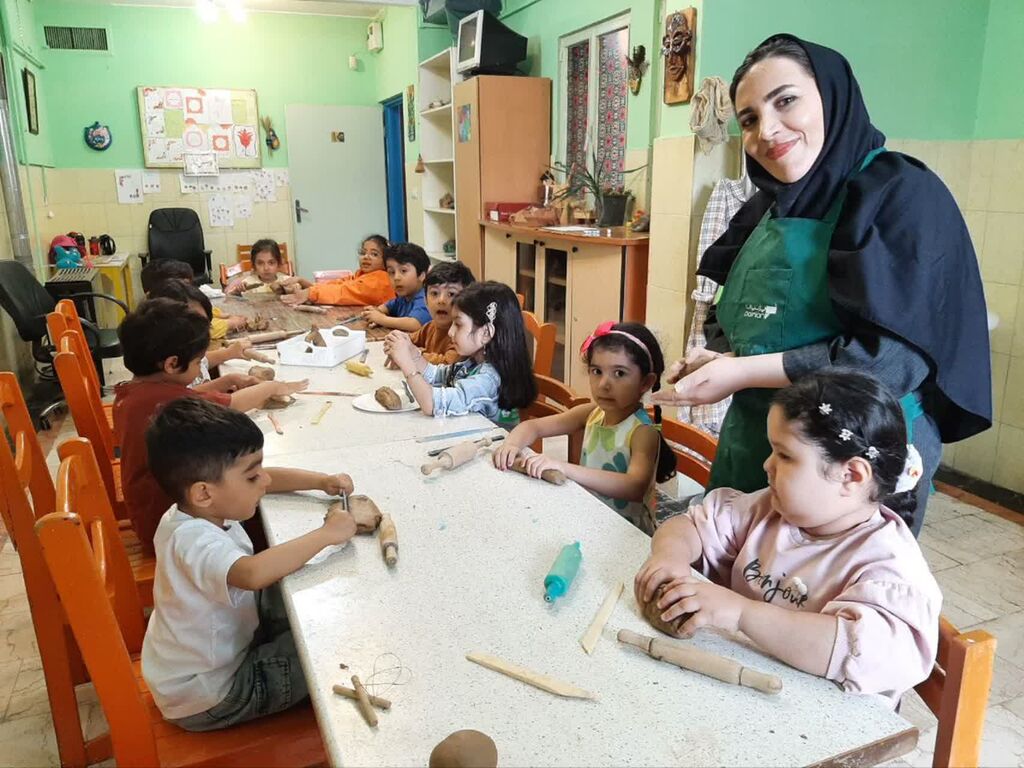 استقبال خانوادهها از کارگاههای تخصصی فرهنگی، هنری کانون البرز