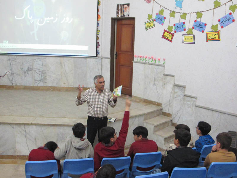 مراکز کانون استان اردبیل هفته زمین پاک را گرامی داشتند