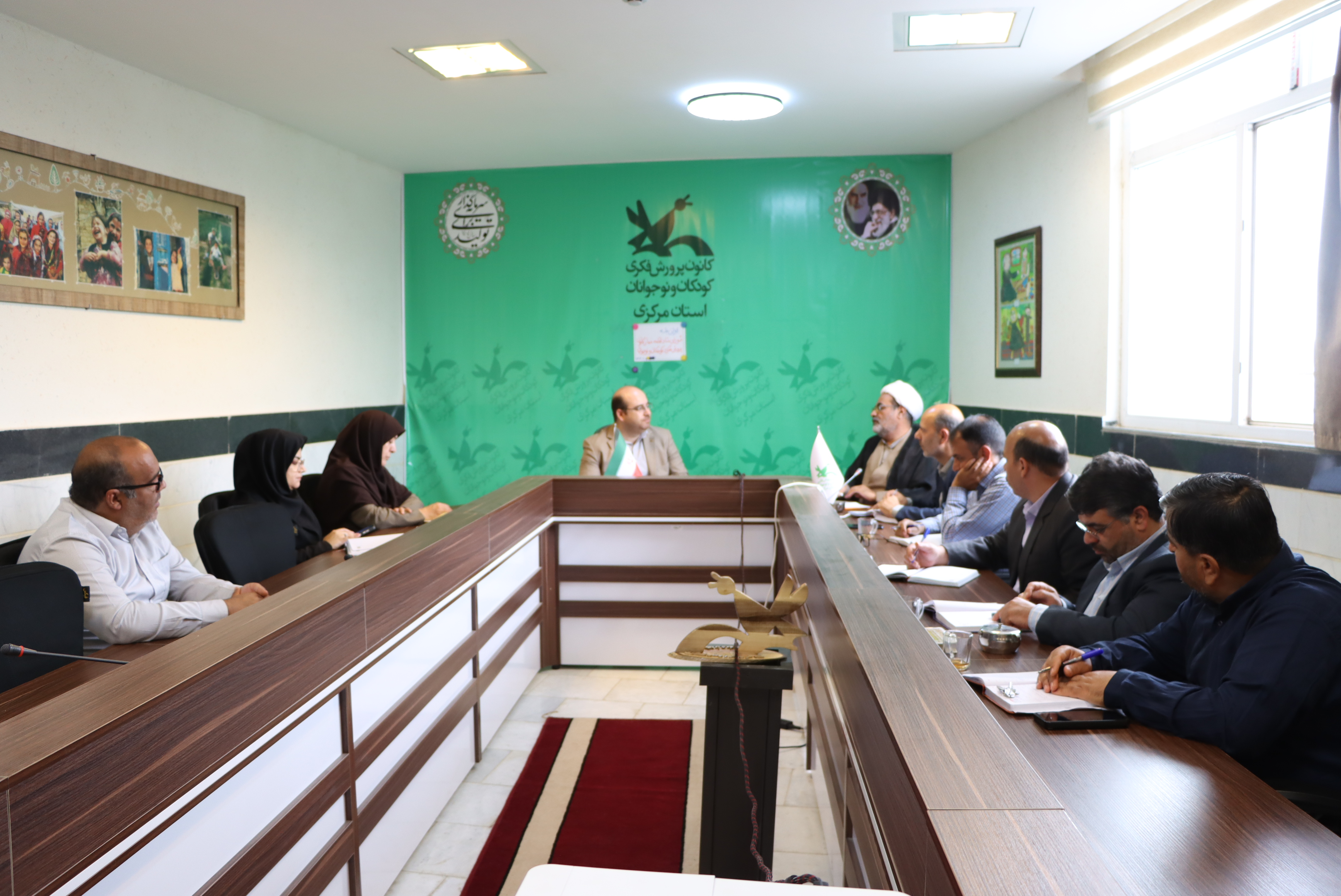 نشست شورای ستاد اقامه نماز کانون پرورش فکری کودکان و نوجوانان استان مرکزی