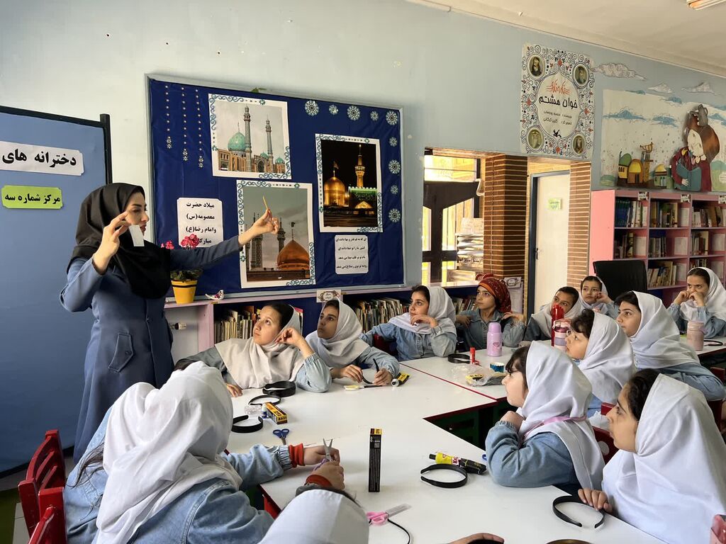 ویژهبرنامه "دخترانههای من" در دهه کرامت/ ترویج آموزههای رضوی و سبک زندگی ایرانی اسلامی