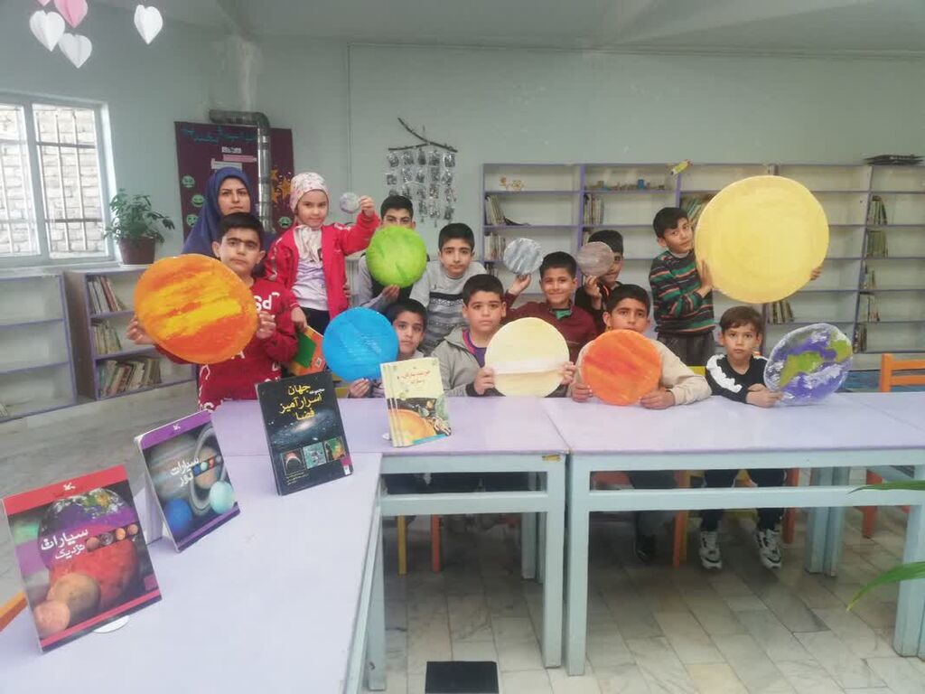 اجرای برنامه " آسمان شب" در مراکز فرهنگی- هنری کانون همدان