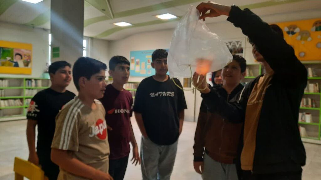 اجرای برنامه " آسمان شب" در مراکز فرهنگی- هنری کانون همدان