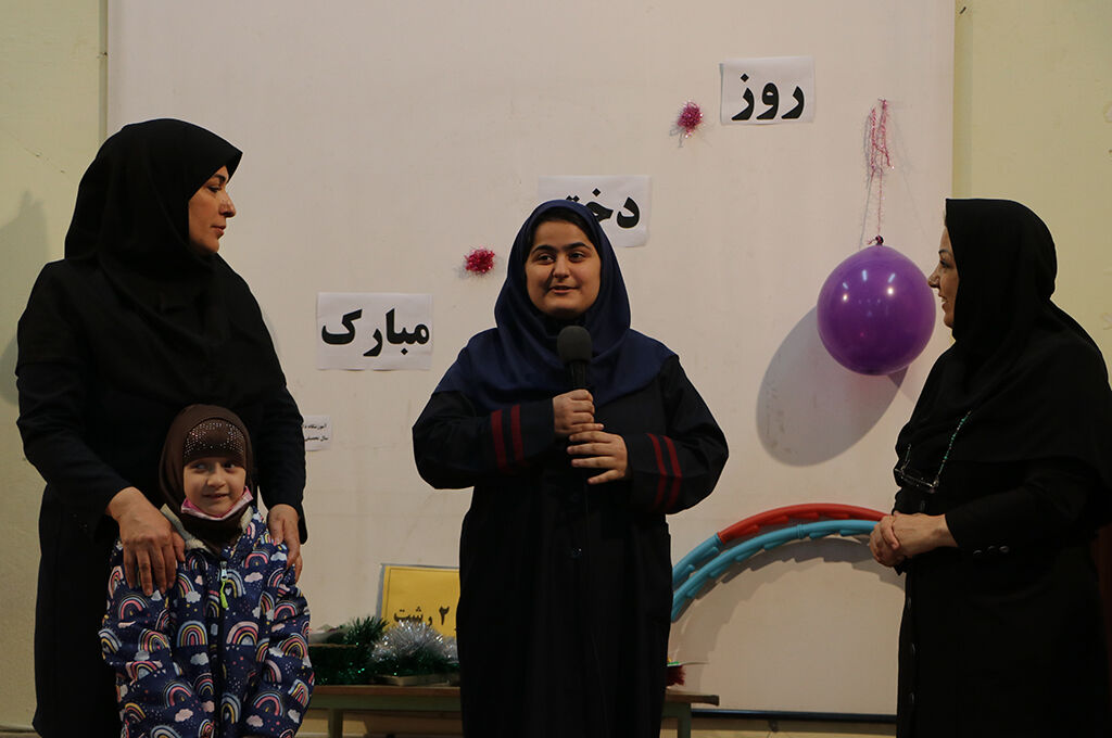 کانونیها با «لبخند خدا» به دیدار کودکان با نیازهای ویژهرفتند