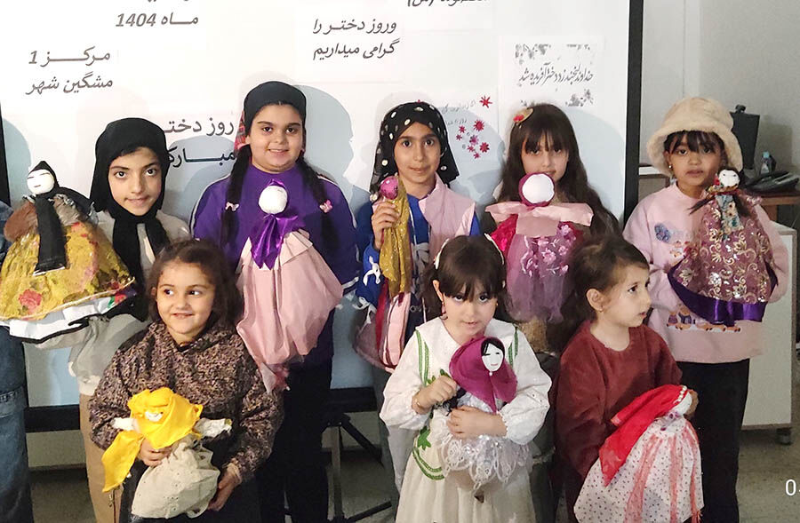دختران عضو مراکز کانون مشگینشهر روز خود را جشن گرفتند