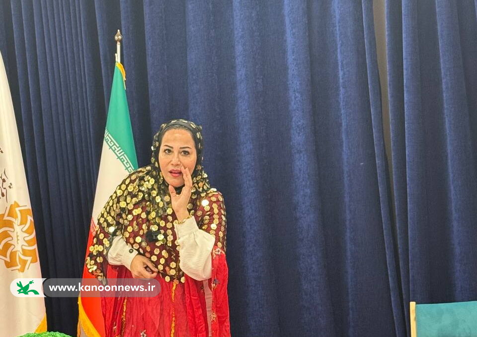 مربی کانون استان بوشهر در لیست برگزیدگان جشنواره قصهگویی نهال امید مربی کانون استان بوشهر  برگزیده ی جشنواره قصهگویی نهال امید شد