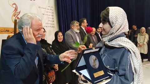 تجلیل از برگزیدگان جشنواره محبت