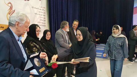 تجلیل از برگزیدگان جشنواره محبت