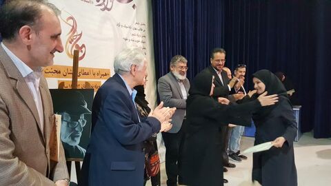 تجلیل از برگزیدگان جشنواره محبت
