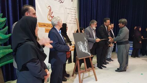 تجلیل از برگزیدگان جشنواره محبت