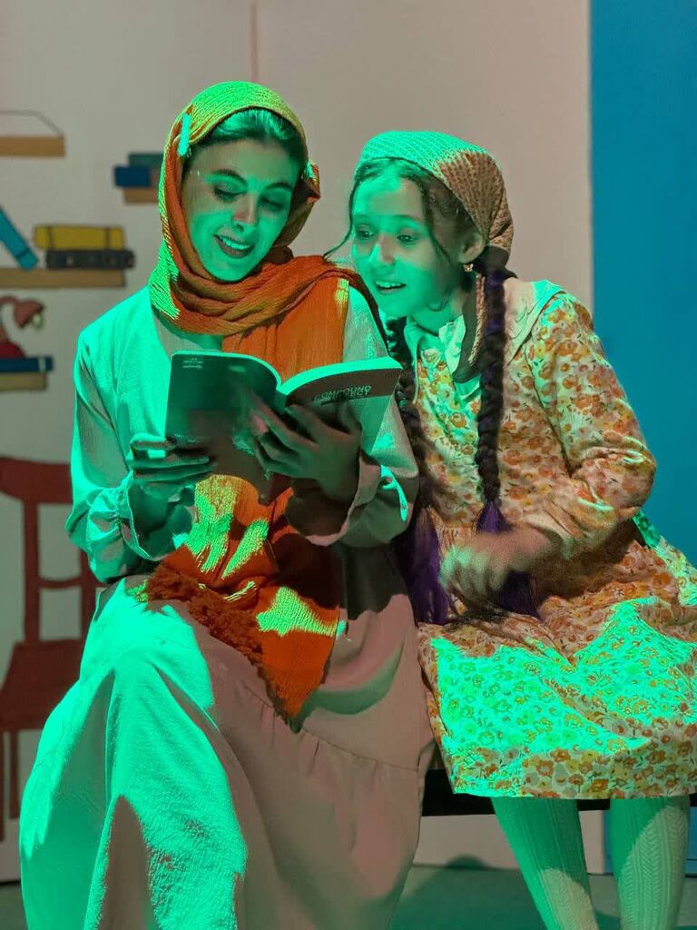 اجرای اثر نمایشی «جادوی مورمورک ها» آغاز شد