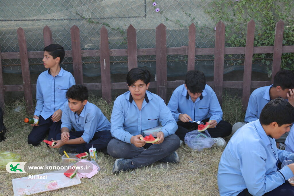 نوجوانان بوشهری در خور سلطانی روز ملی خلیج فارس را گرامی داشتند