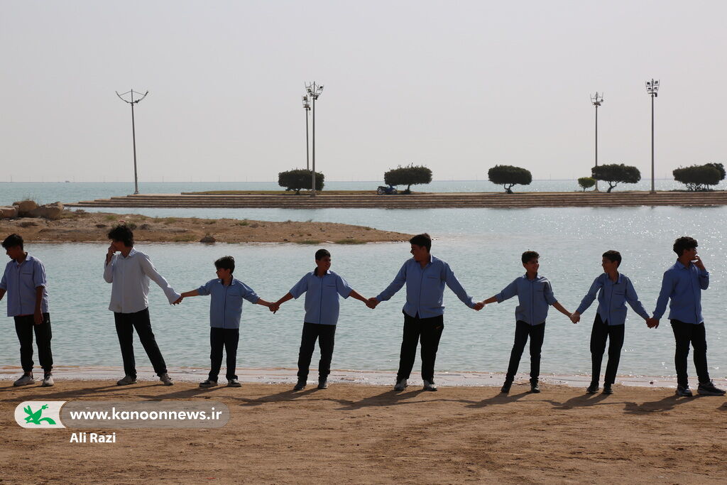 نوجوانان بوشهری در خور سلطانی روز ملی خلیج فارس را گرامی داشتند