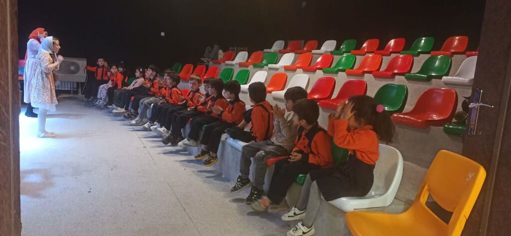 اجرای اثر نمایشی «جادوی مورمورک ها» آغاز شد