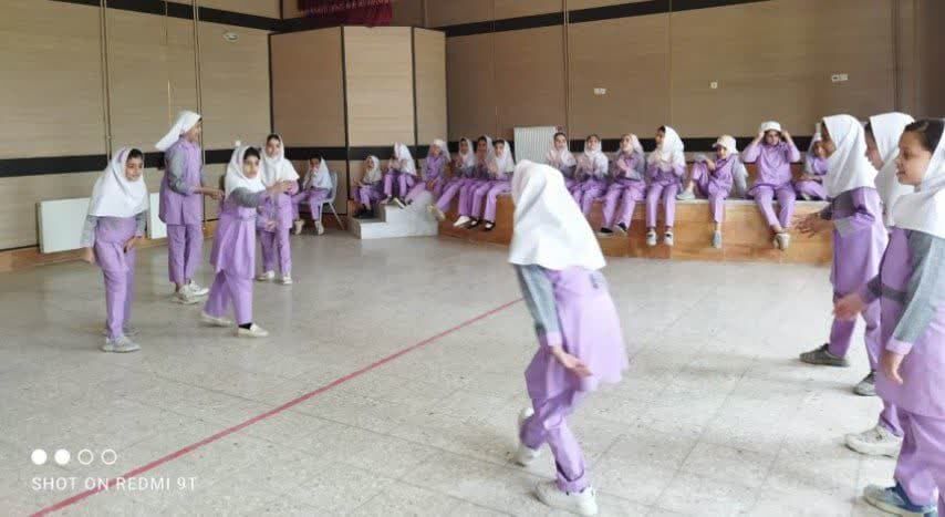 اعضا مرکز بردسکن هفته سلامت را گرامی داشتند