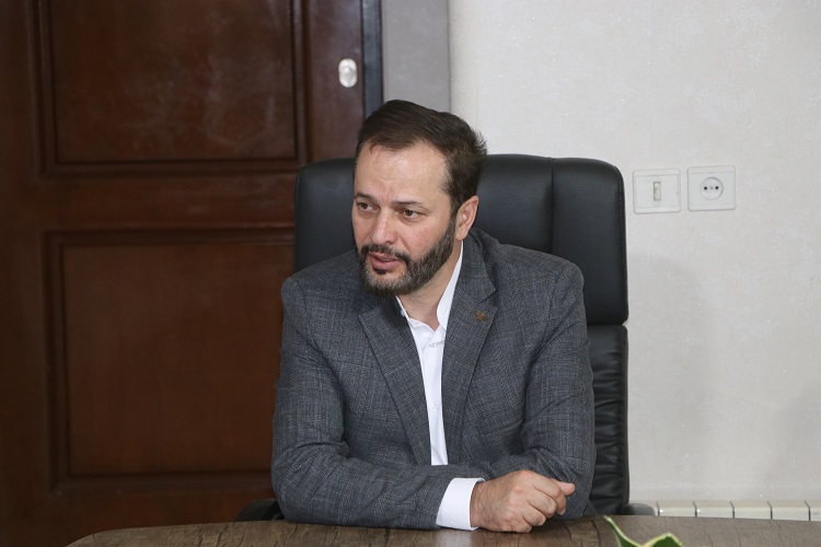 کانونیاران مرکز ۱۳ کانون استان اصفهان با مدیرکل کانون دیدار کردند