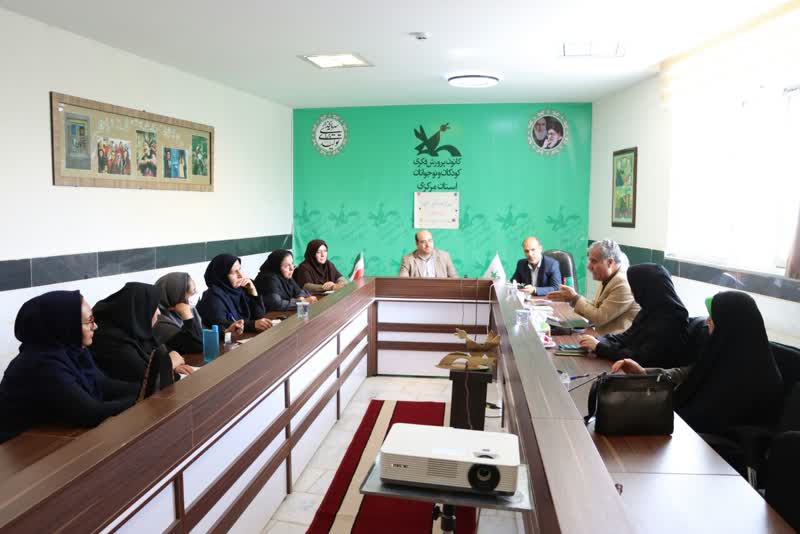 نشست شورای قصه گویی کانون پرورش فکری کودکان و نوجوانان استان مرکزی