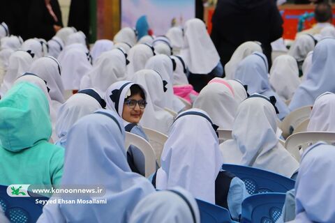جشن بزرگ دهه کرامت در مدرسه هاجر گرگان برگزار شد