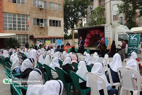 جشن بزرگ دهه کرامت در مدرسه هاجر گرگان برگزار شد