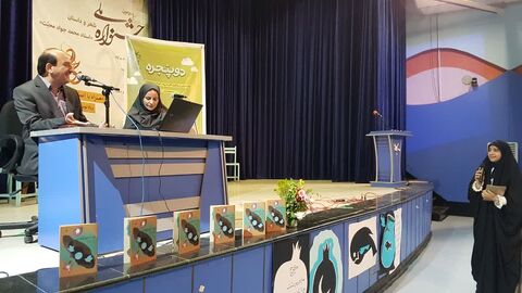 برنامه دو پنجره در کانون پرورش فکری کودکان و نوجوانان استان کرمانشاه در راستای تقویت فعالیت‌های ادبی و همنشینی پدید‌آورندگان ادبیات کودک و نوجوان با مخاطبان، با حضور بابک نیک‌طلب شاعر و نویسنده نامی ا