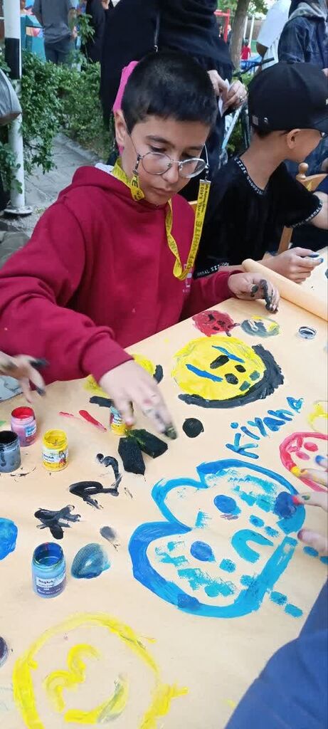 برگزاری ایستگاه نقاشی به مناسبت روز روانشناس در قوچان