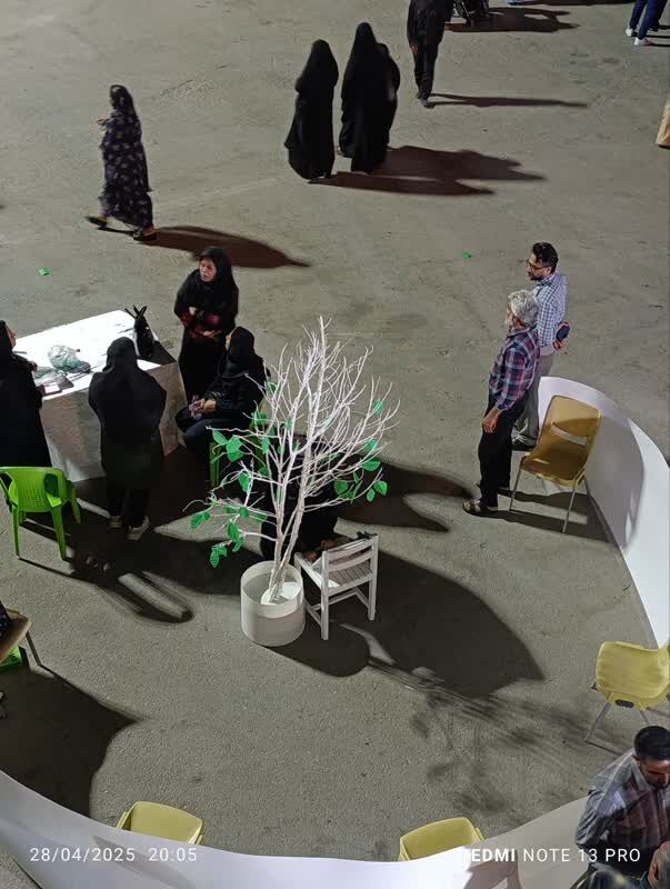 همدردی کارکنان کانون هرمزگان با خانواده جانباختگان حادثه بندر شهید رجایی