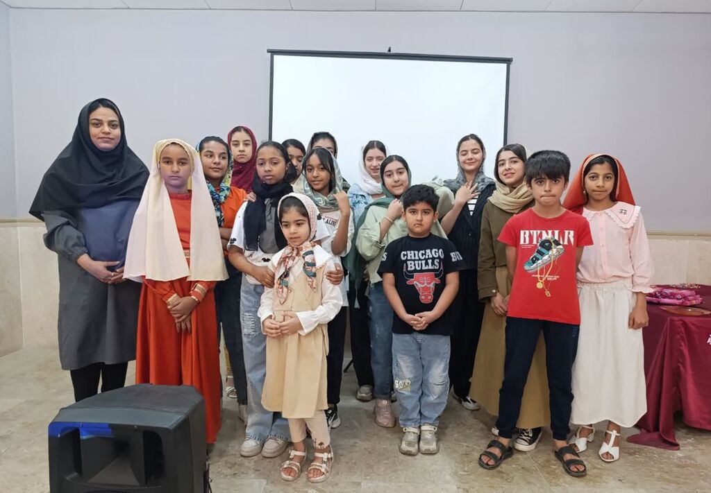  کارگاه خود باوری به مناسبت روز دختر برگزارشد