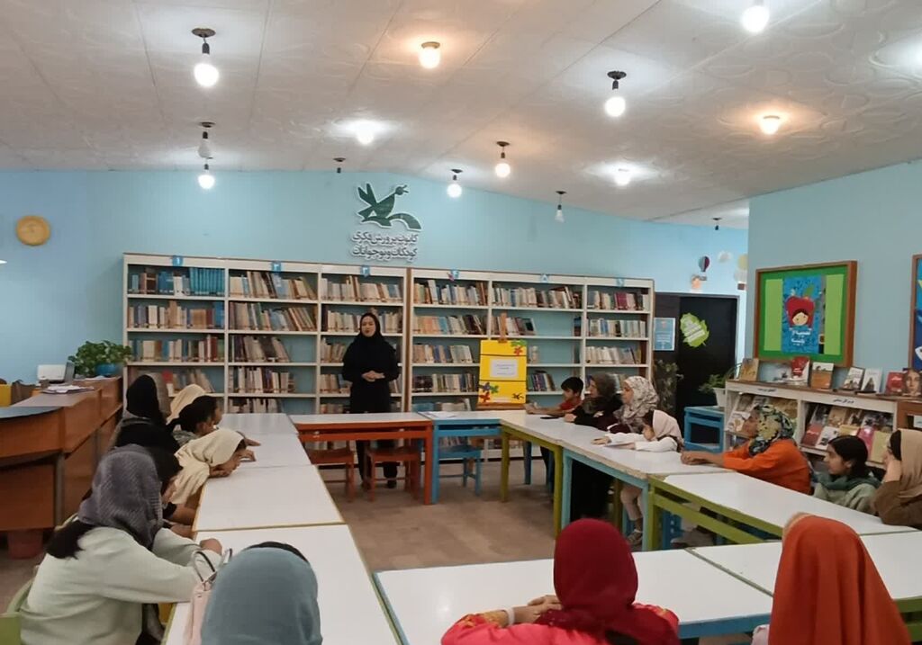  کارگاه خود باوری به مناسبت روز دختر برگزارشد