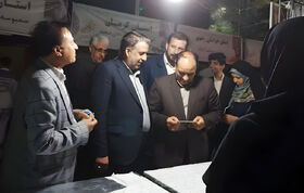 فرماندار کرمان از غرفه کانون پرورش فکری در نمایشگاه صنایع دستی و اقوام ایرانی بازدید کرد