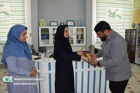 تجلیل مدیرکل کانون لرستان از مربیان