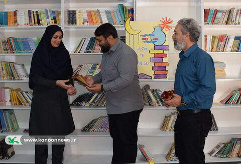 تجلیل مدیرکل کانون لرستان از مربیان