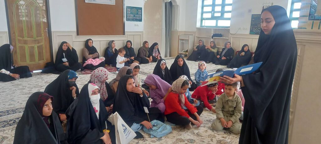 قصه، هنر و نشاط در بزرگداشت دهه کرامت و روز دختر در مراکز فرهنگی فارس