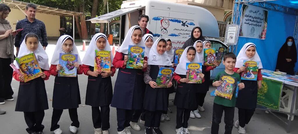 آغازبرنامههای جمعههای پدر- فرزندی در مصلی کرج