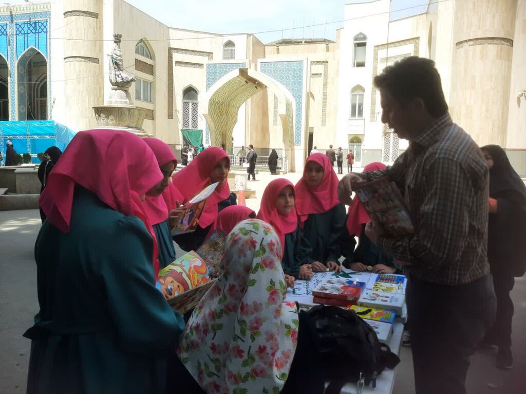 آغازبرنامههای جمعههای پدر- فرزندی در مصلی کرج