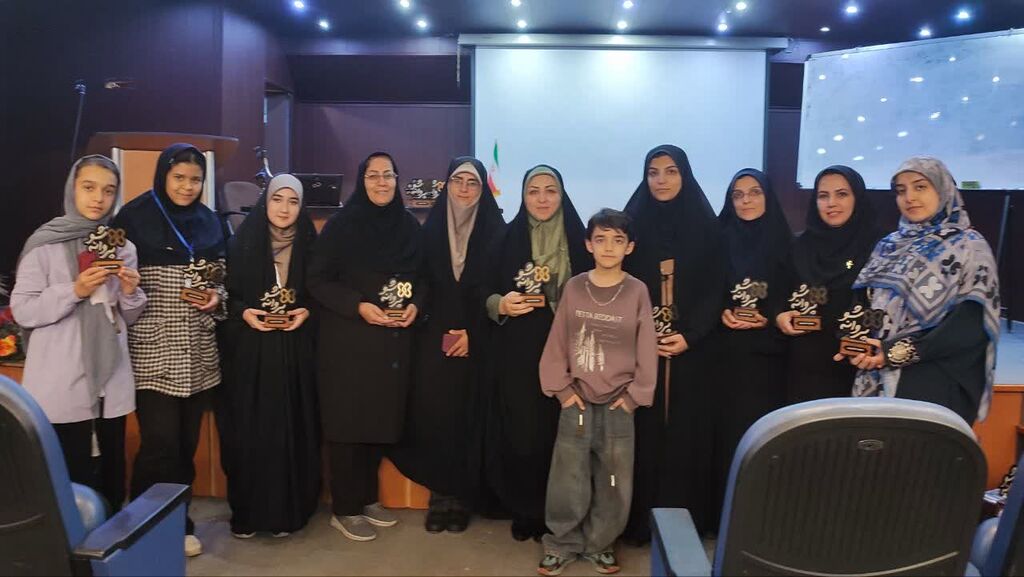 کسب رتبه اول توسط اعضای نوجوان مرکز 5 همدان در بینالمللی پروانههای بدون مرز