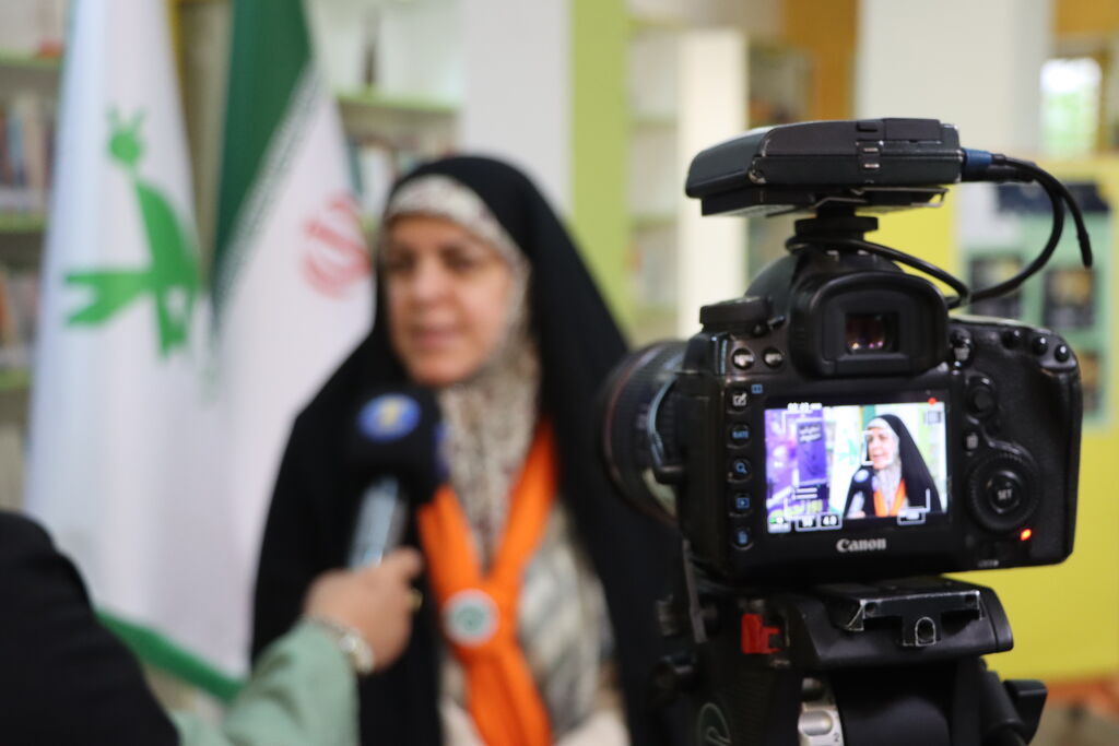 هفته جهانی نجوم بازتاب ویژهبرنامه هفته نجوم کانون استان تهران در اخبارجوانهها