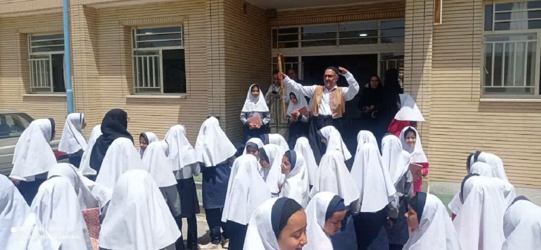 پیک امید کانون استان اصفهان به روستای زفره از توابع شهرستان کوهپایه رفت