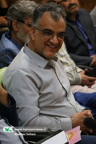 کتاب «قصههای امیرعلی و باباش» در نشست «گلبرگ» بررسی شد