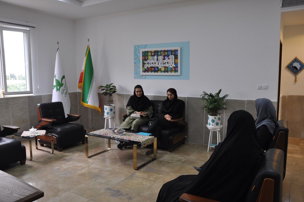 دیدار نمایندگان آسایشگاه کهریزک با مدیرکل کانون البرز