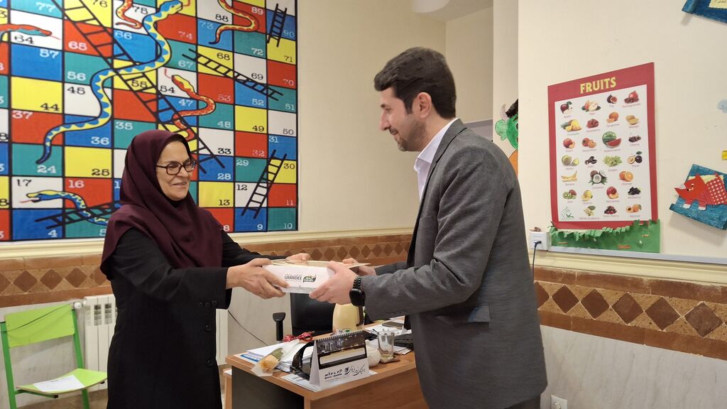 تجلیل پاسداشت مربیان کانون پرورش فکری استان