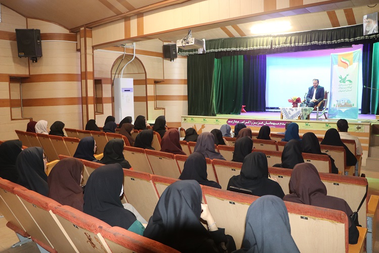 مربیان فرهنگی، هنری و ادبی کانون استان اصفهان گردهم آمدند