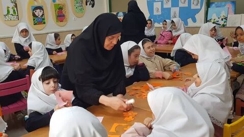 هفته نجوم و روز معلم در مراکز کانون پرورش فکری کودکان و نوجوانان آذربایجان شرقی