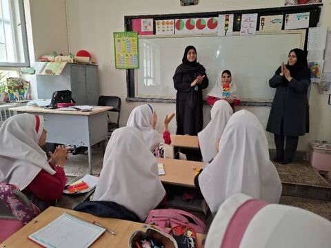 هفته نجوم و روز معلم در مراکز کانون پرورش فکری کودکان و نوجوانان آذربایجان شرقی