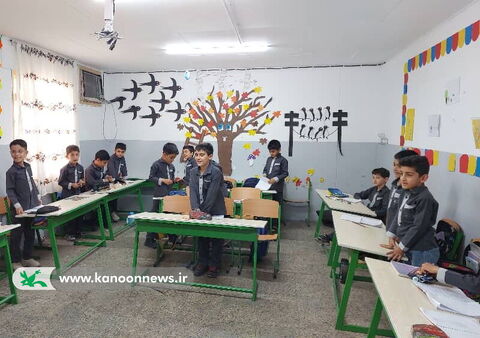پرواز درناهای کاغذی بر بام مدرسه نیروگاه هسته ای