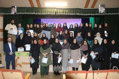 گردهمایی مربیان فرهنگی، هنری و ادبی کانون استان اصفهان به روایت تصویر
