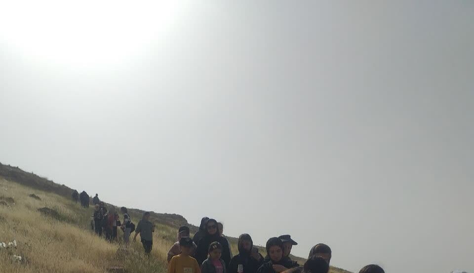 کوه‌پیمایی اعضای دختر ومادران مرکز سرپل‌ذهاب به مناسبت دهه کرامت