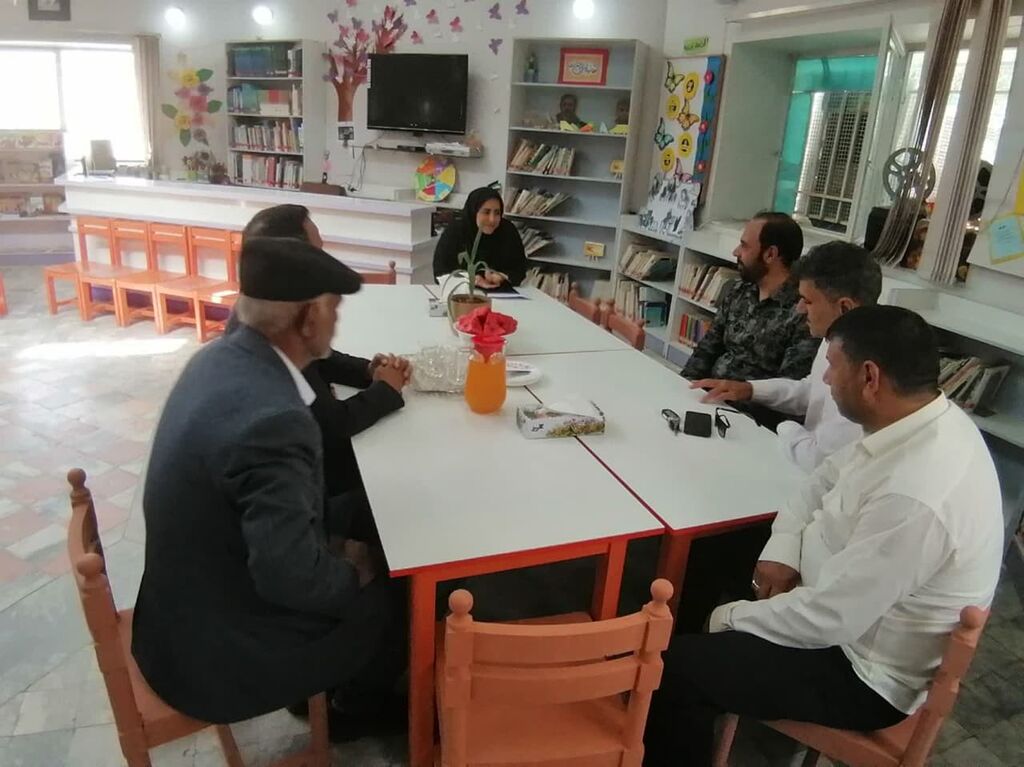 بازدید اعضای  شورا و دهیاری از مرکز فرهنگی جیم‌آباد