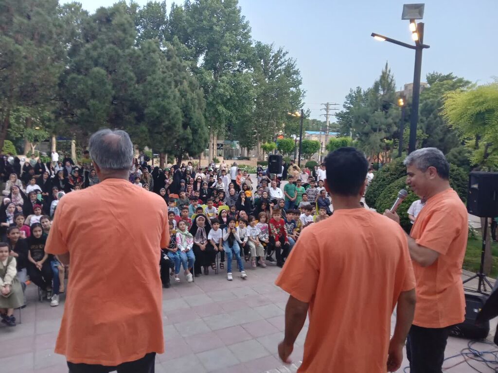 ادامه برنامههای گرامیداشت «دهه کرامت» در کانون البرز